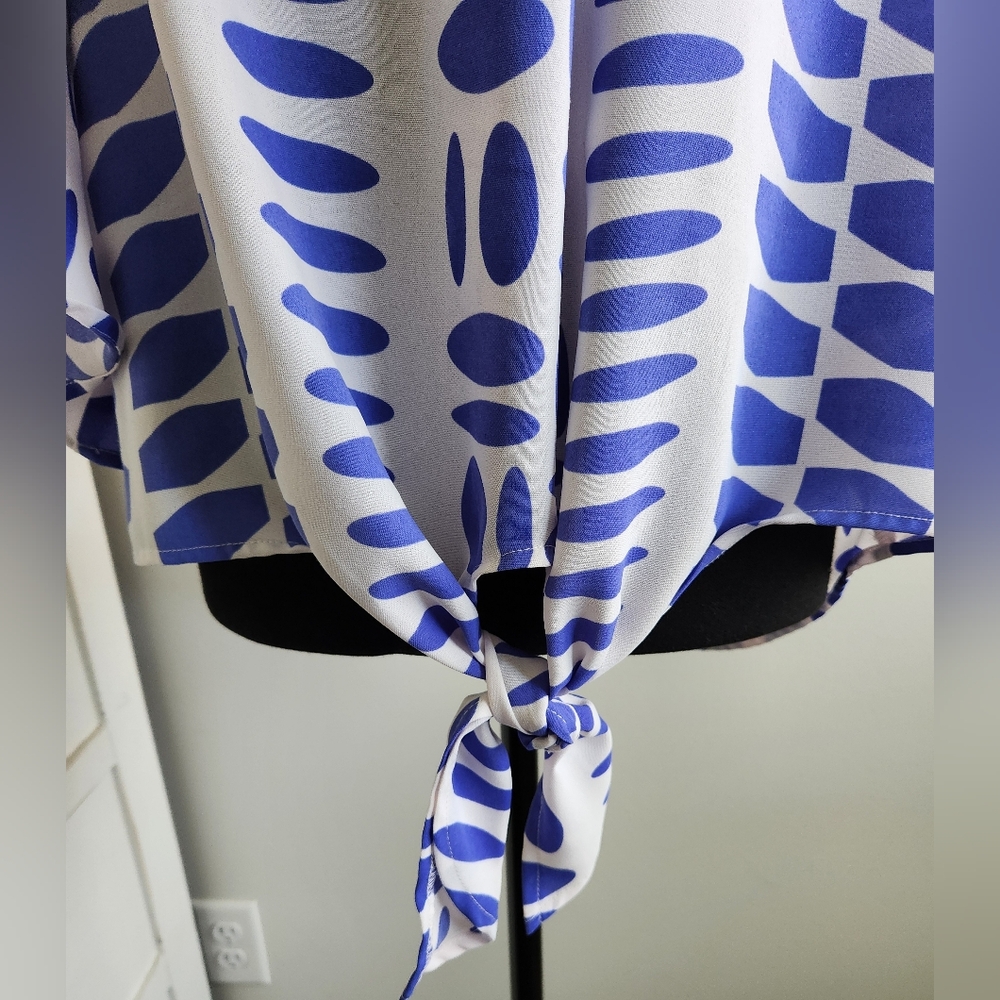 OLIVIA & MARTIN BLOUSE - Picture 3 of 5